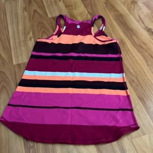 Lululemon workout top